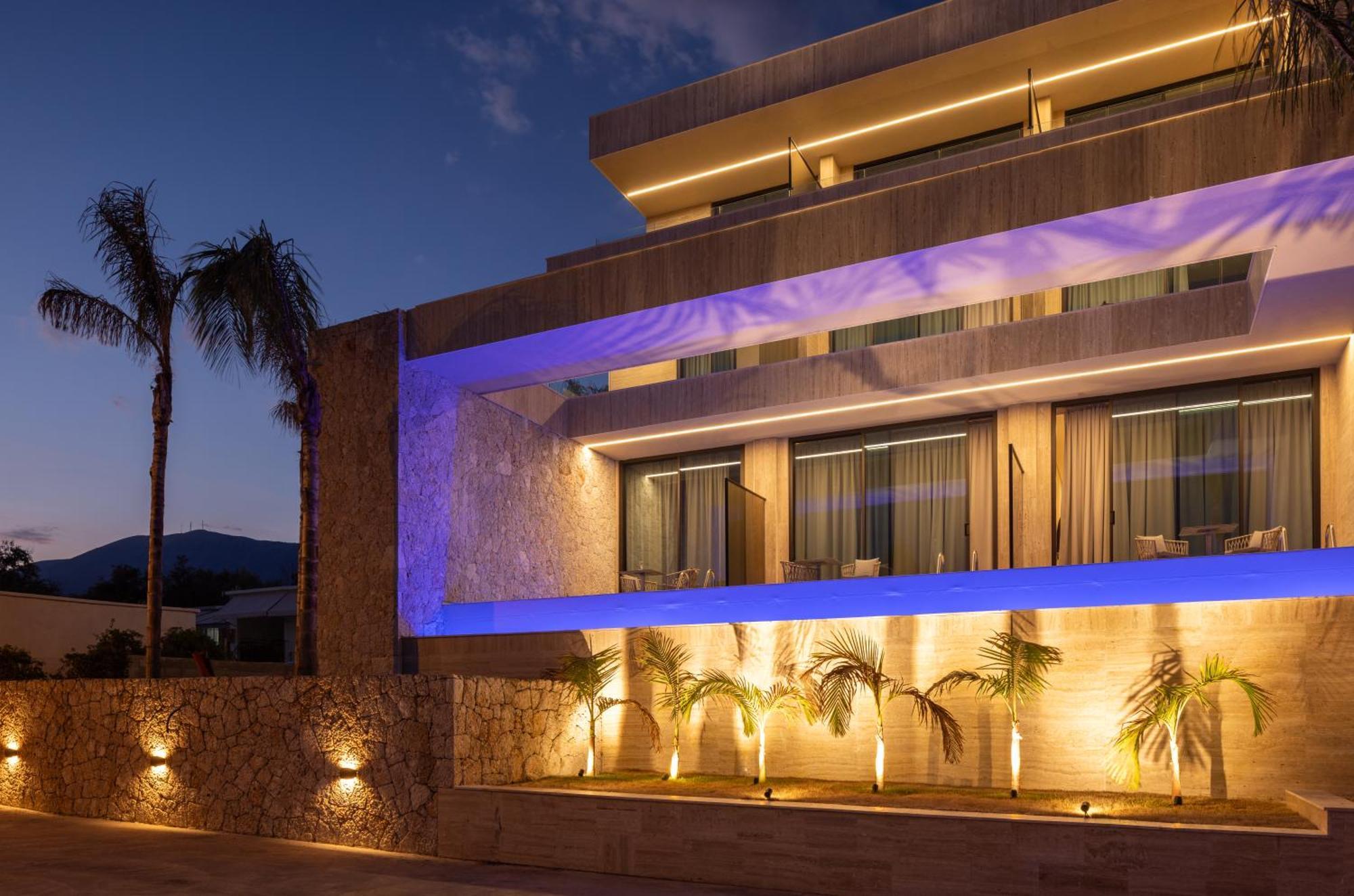 Beyond A Luxury Boutique Hotel Dhermi Ngoại thất bức ảnh